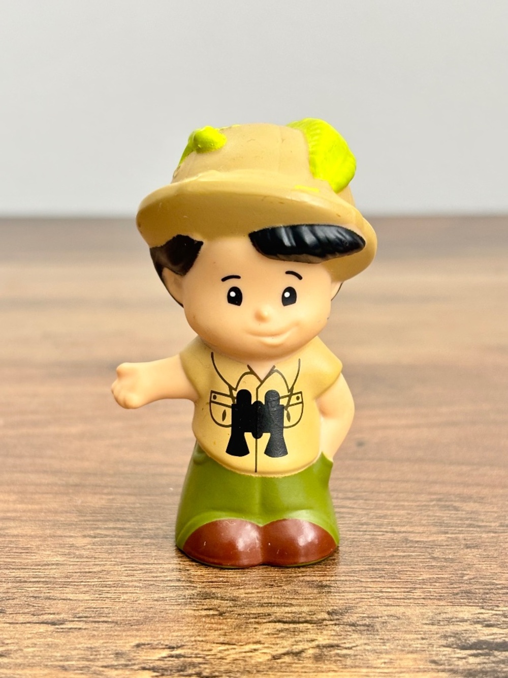 Fisher Price Little People Koby Safari Guide Explorer Boy Zoo Toy Figure 2013